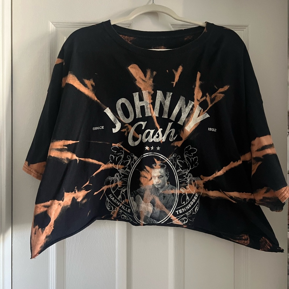 Cropped Johnny Cash Tee - Size 3X